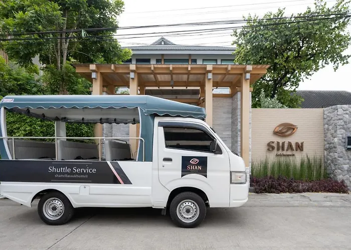 Shan Sukhumvit ฌานวิลล่า สุขุมวิท 4*