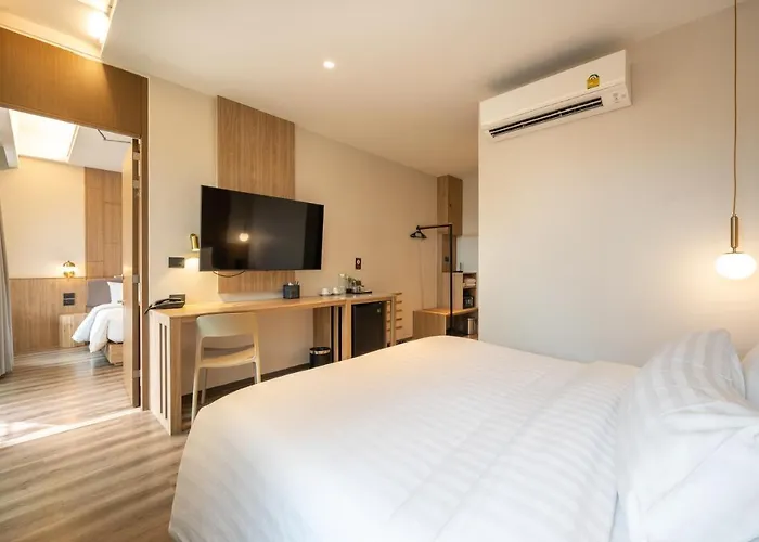 Hotel Shan Sukhumvit ฌานวิลล่า สุขุมวิท 4*